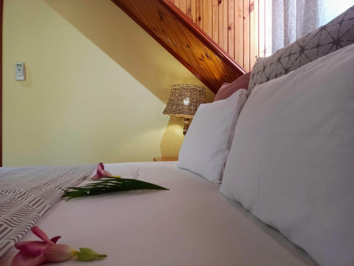 Badamier Self-Catering Apartamento La Digue Exterior foto