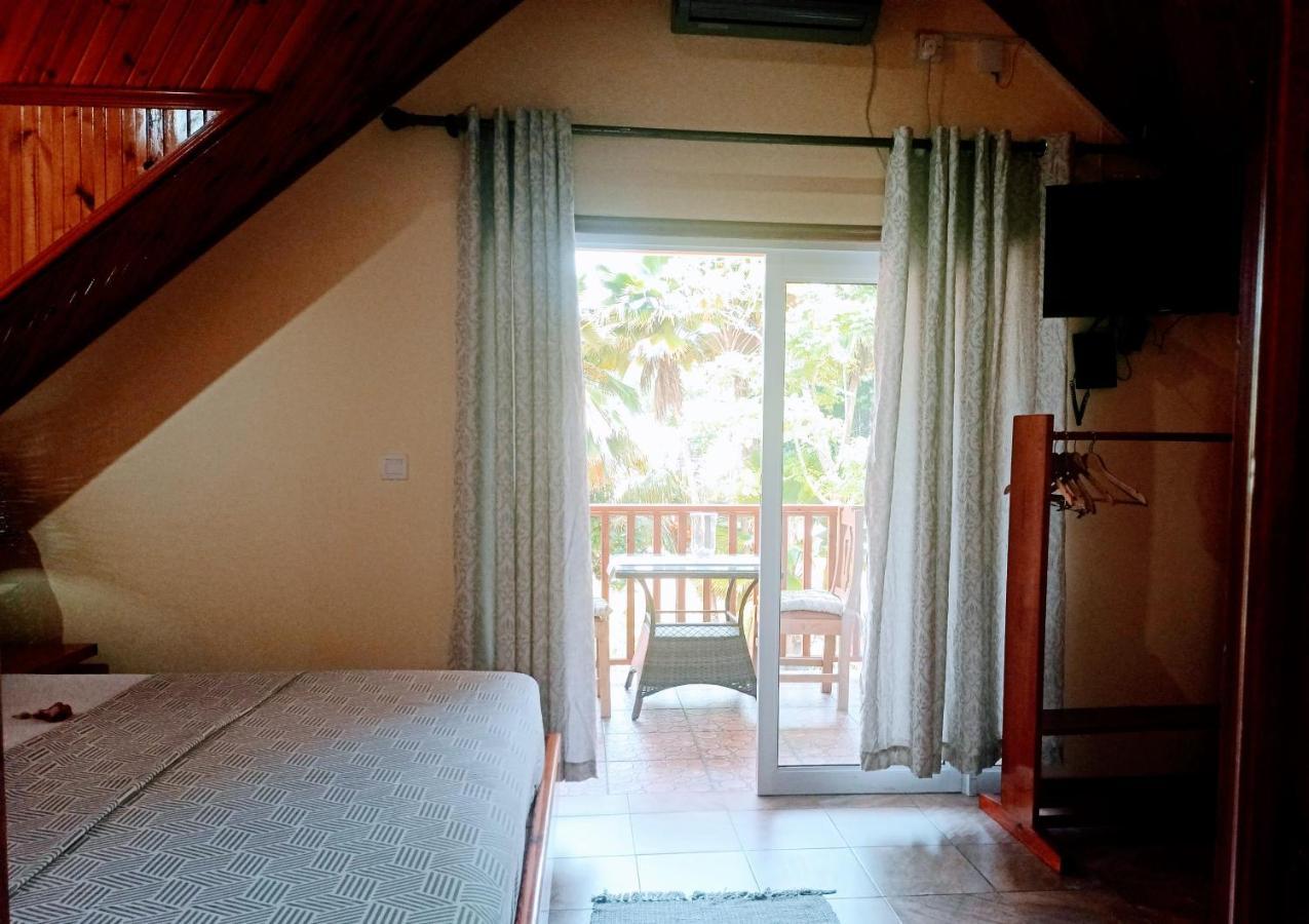 Badamier Self-Catering Apartamento La Digue Exterior foto