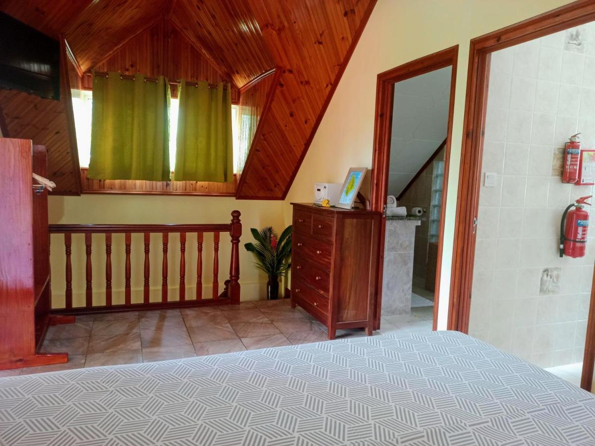 Badamier Self-Catering Apartamento La Digue Exterior foto