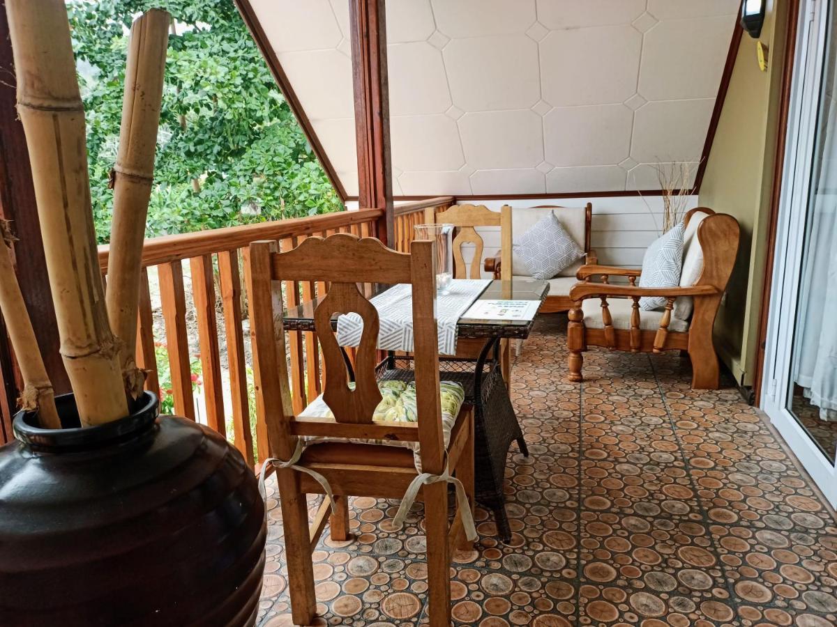 Badamier Self-Catering Apartamento La Digue Exterior foto