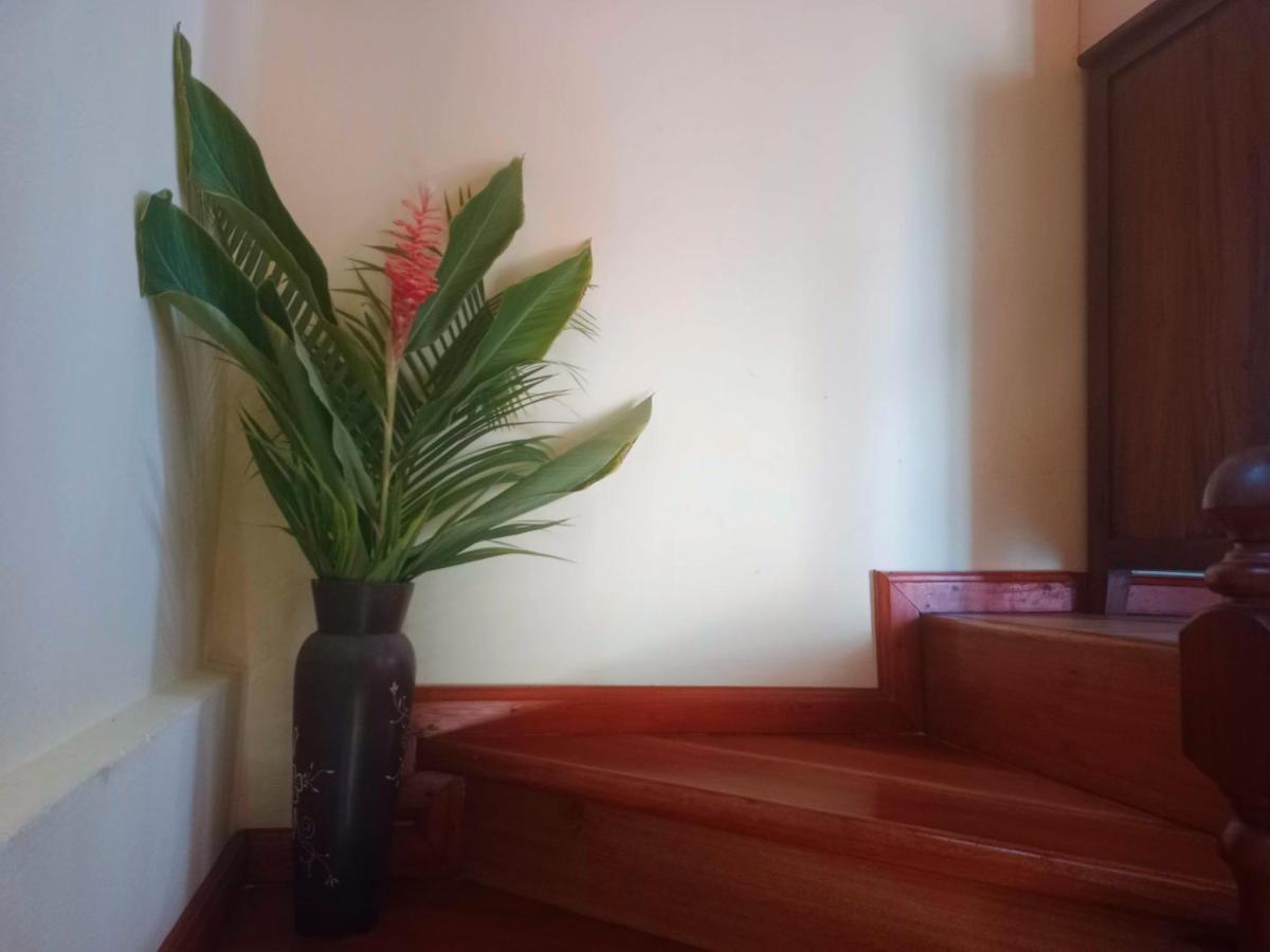 Badamier Self-Catering Apartamento La Digue Exterior foto