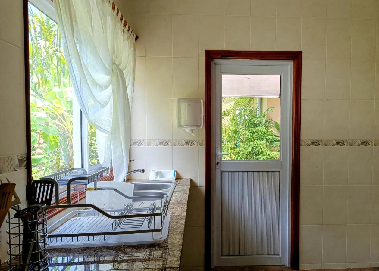 Badamier Self-Catering Apartamento La Digue Exterior foto