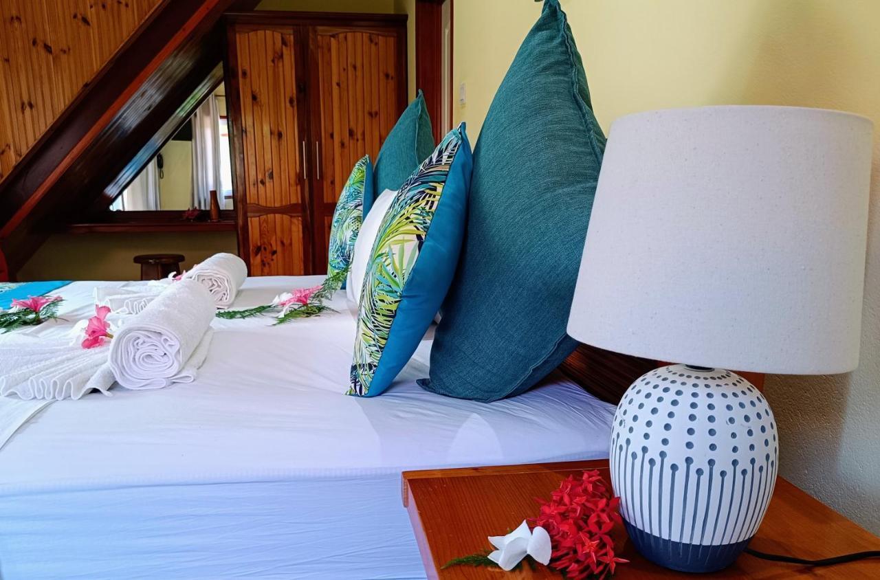 Badamier Self-Catering Apartamento La Digue Exterior foto