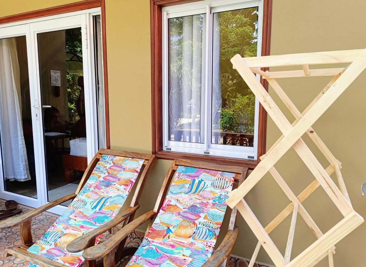 Badamier Self-Catering Apartamento La Digue Exterior foto